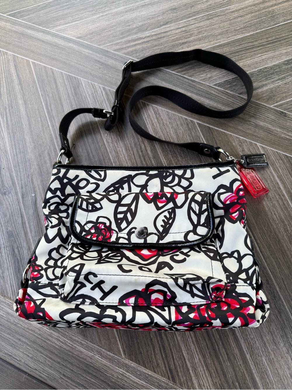 Coach Poppy White Floral Graffiti Crossbody with Black & Pink Accents - Picture 1 of 9